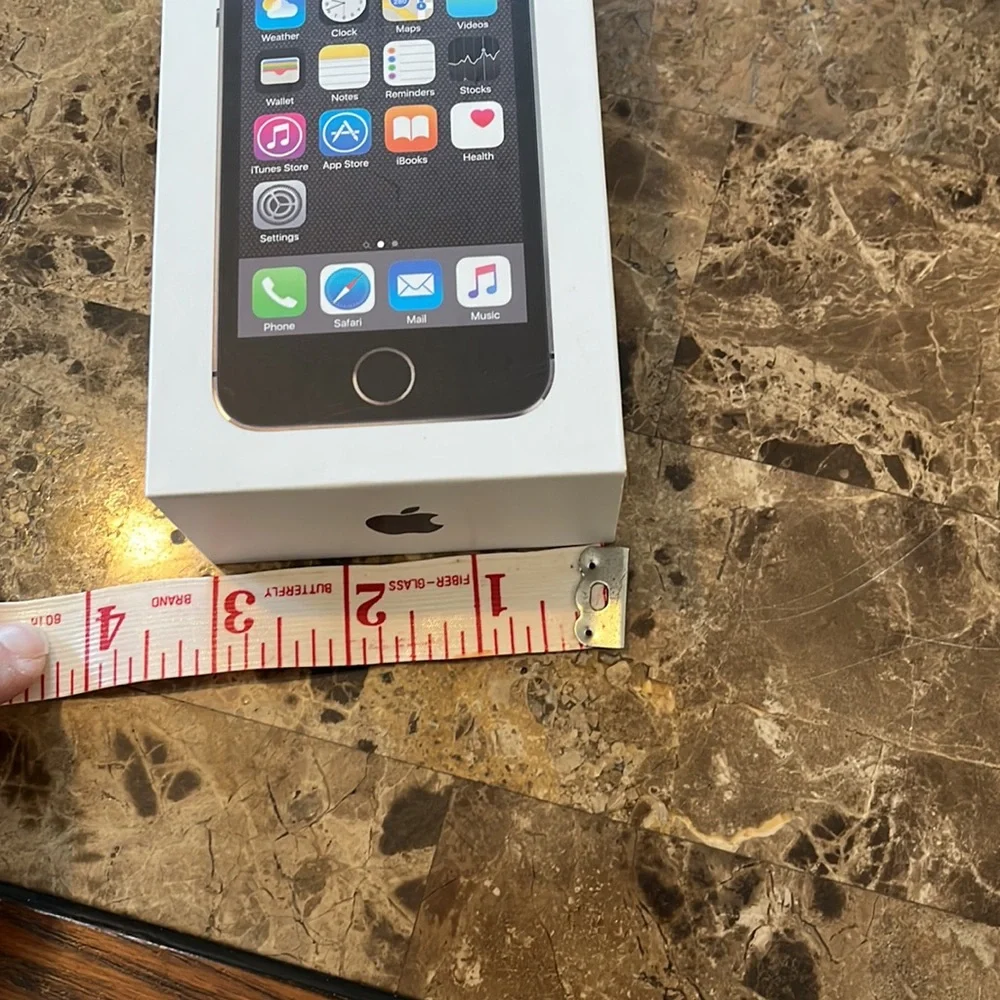 Apple just box